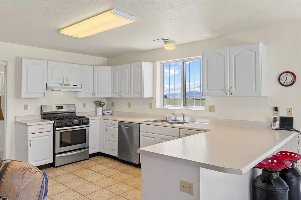1421 Larimer Road Hartsel, CO 80449