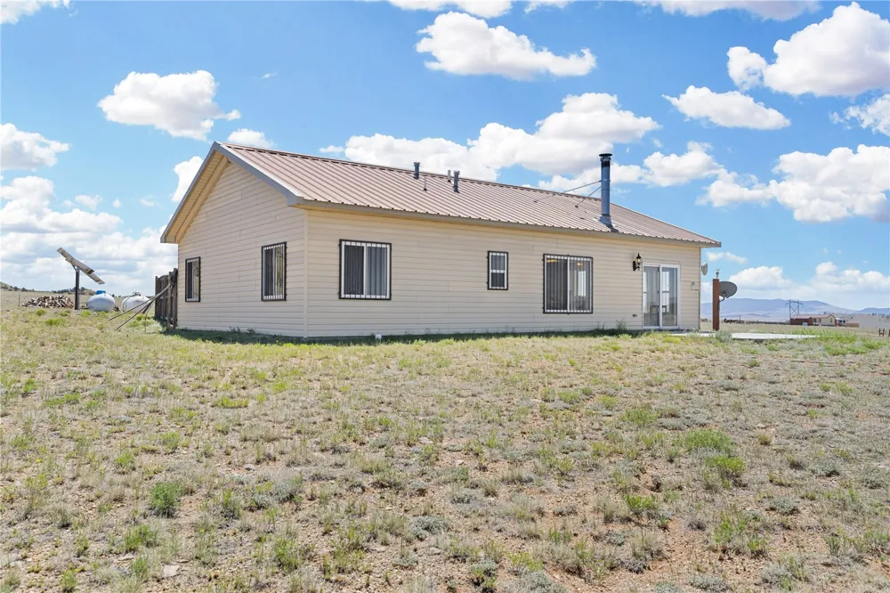 1421 Larimer Road Hartsel, CO 80449