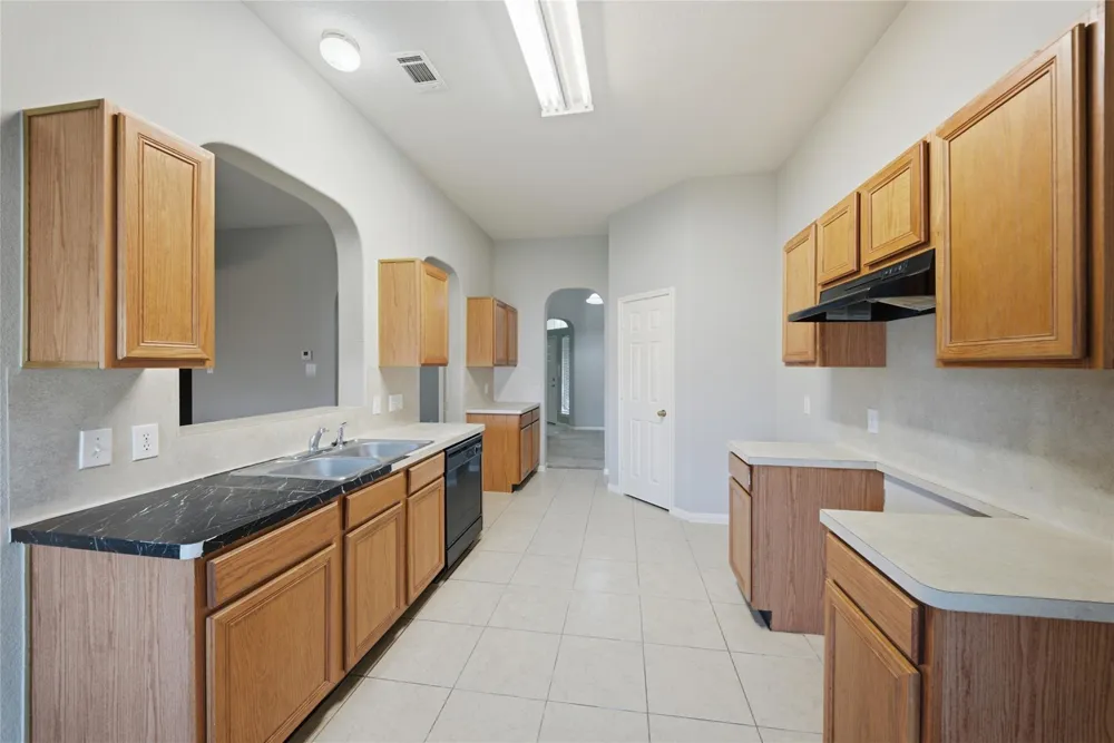4039 Hawthorne Glen Court Fresno, TX 77545