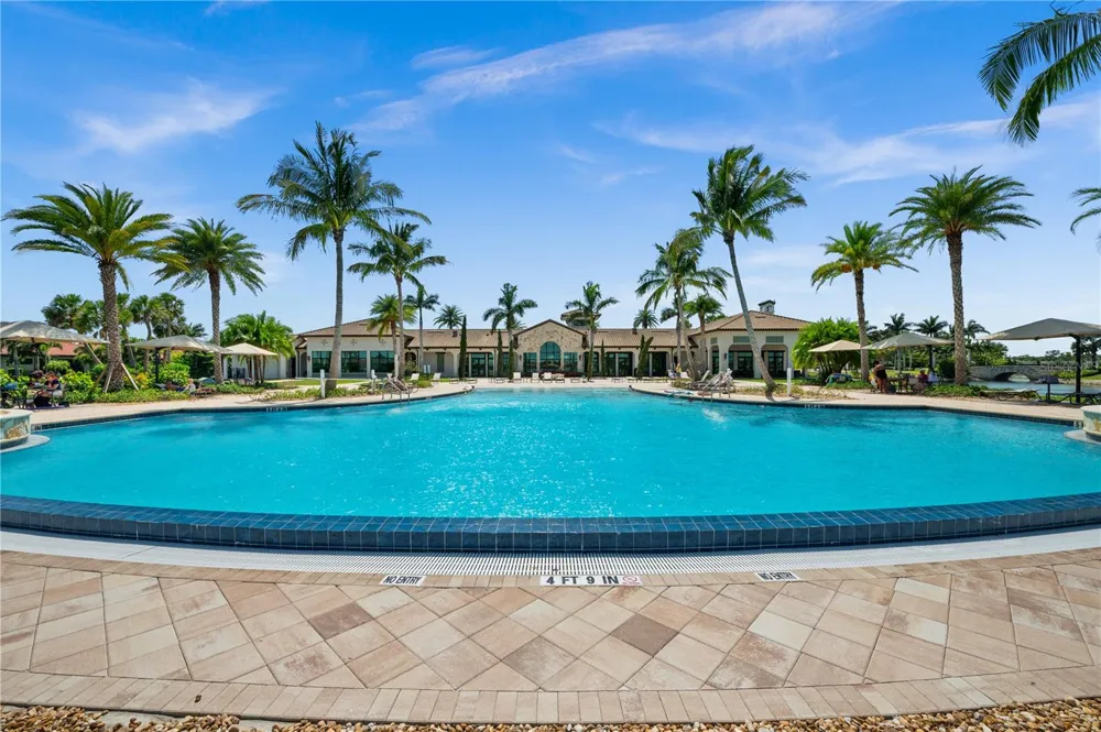 245 TERAMO WAY Nokomis, FL 34275