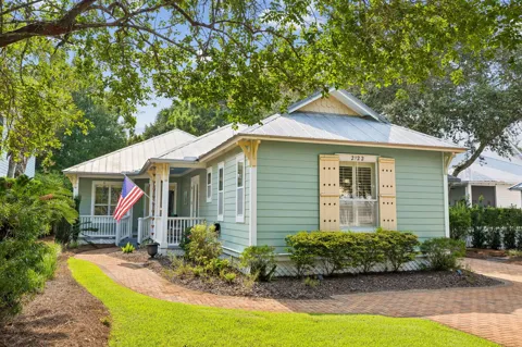 2122 Olde Towne Avenue