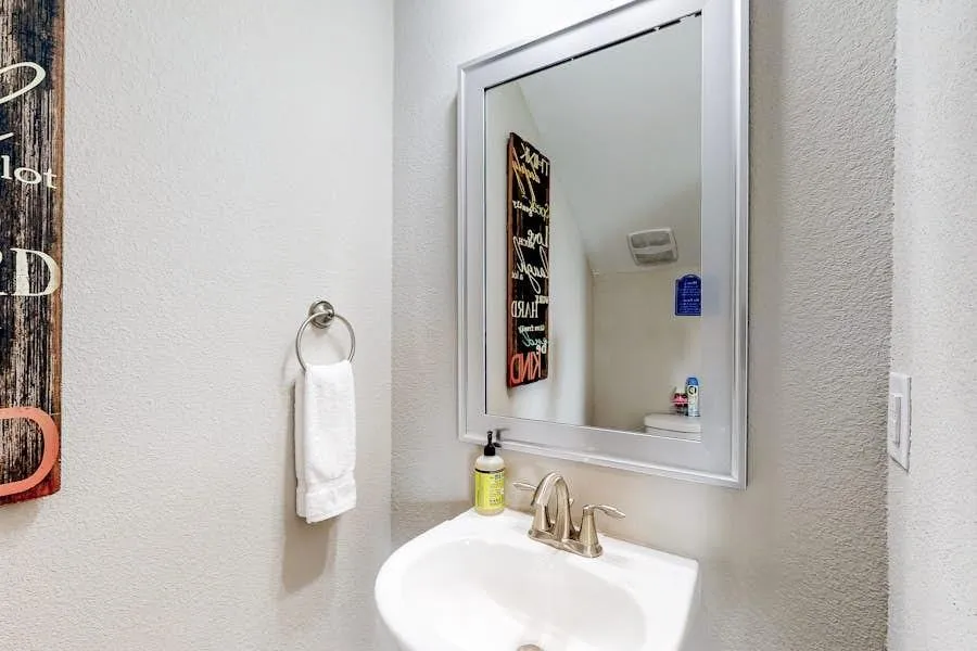 11221 Schwartz Drive Galveston, TX 77554
