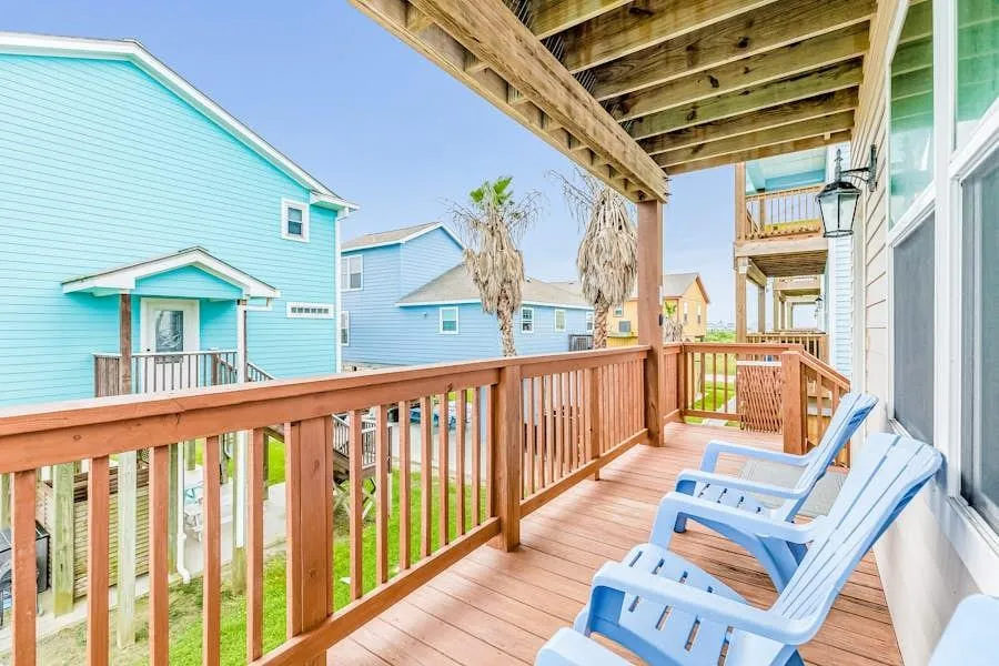 11221 Schwartz Drive Galveston, TX 77554