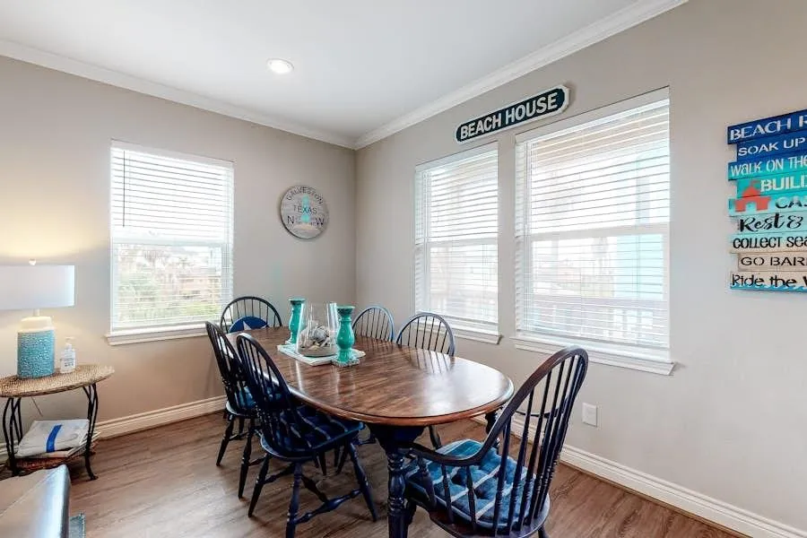 11221 Schwartz Drive Galveston, TX 77554