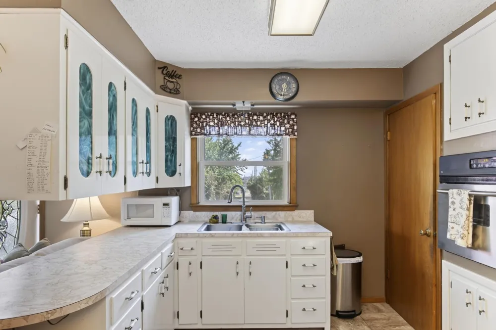 436 8th Street NW Valley City, ND 58072