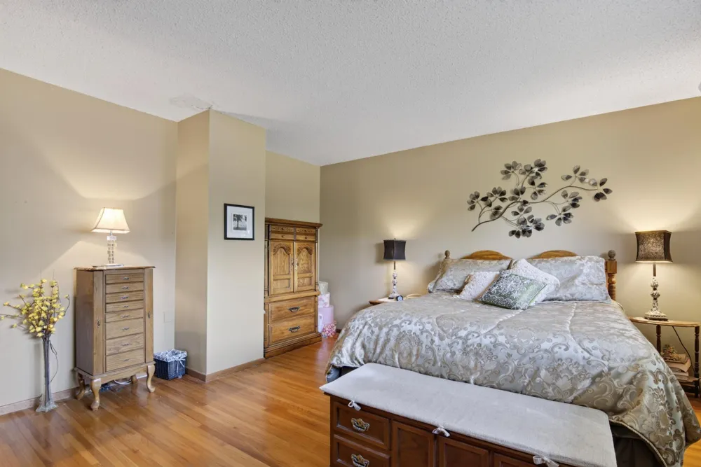 436 8th Street NW Valley City, ND 58072