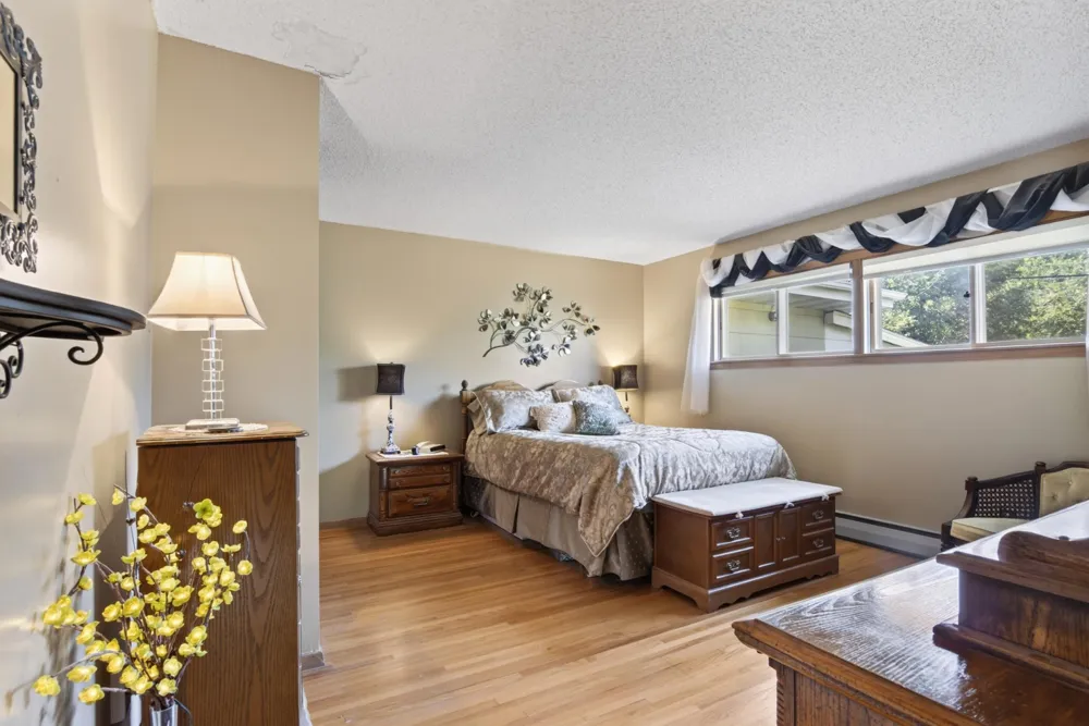 436 8th Street NW Valley City, ND 58072