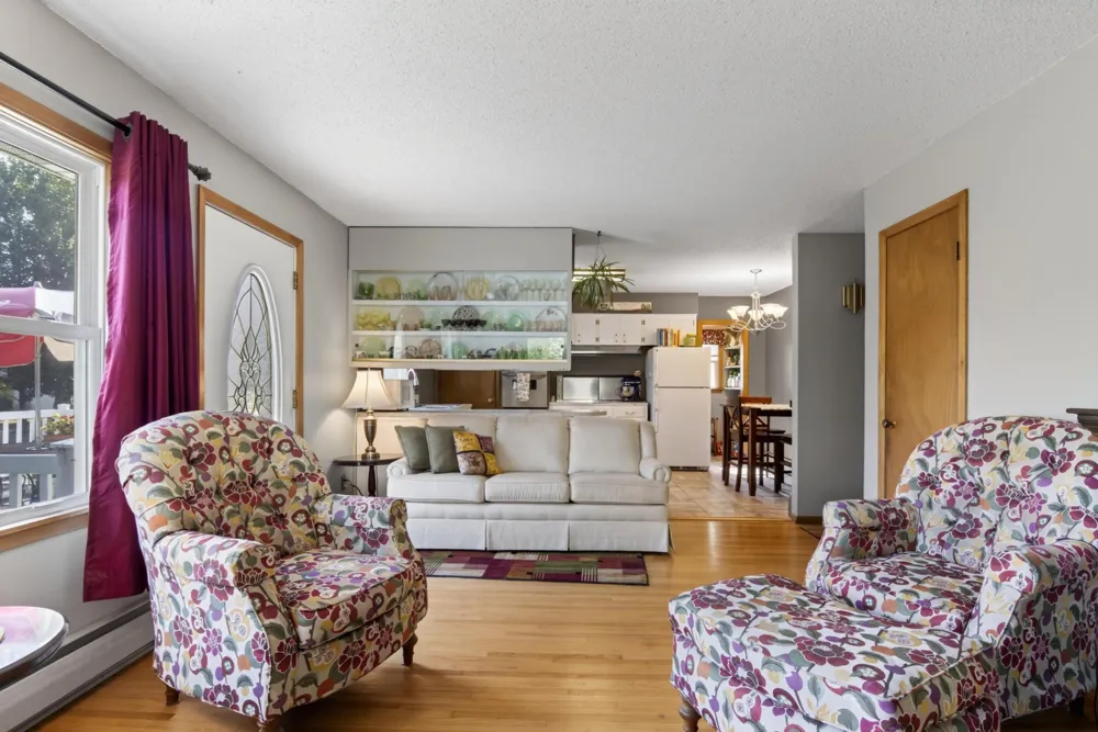 436 8th Street NW Valley City, ND 58072
