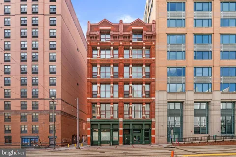 22 S HOWARD STREET #R-403