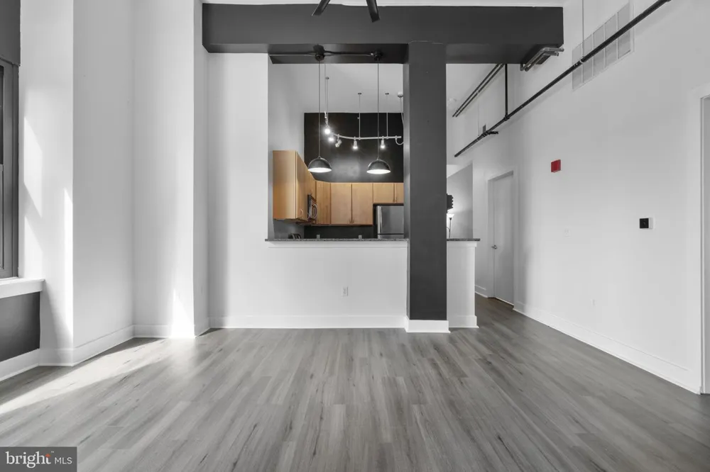 22 S HOWARD STREET #R-403 Baltimore, MD 21201