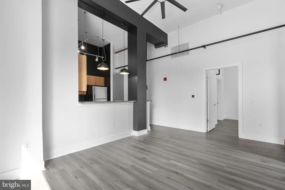 22 S HOWARD STREET #R-403 Baltimore, MD 21201
