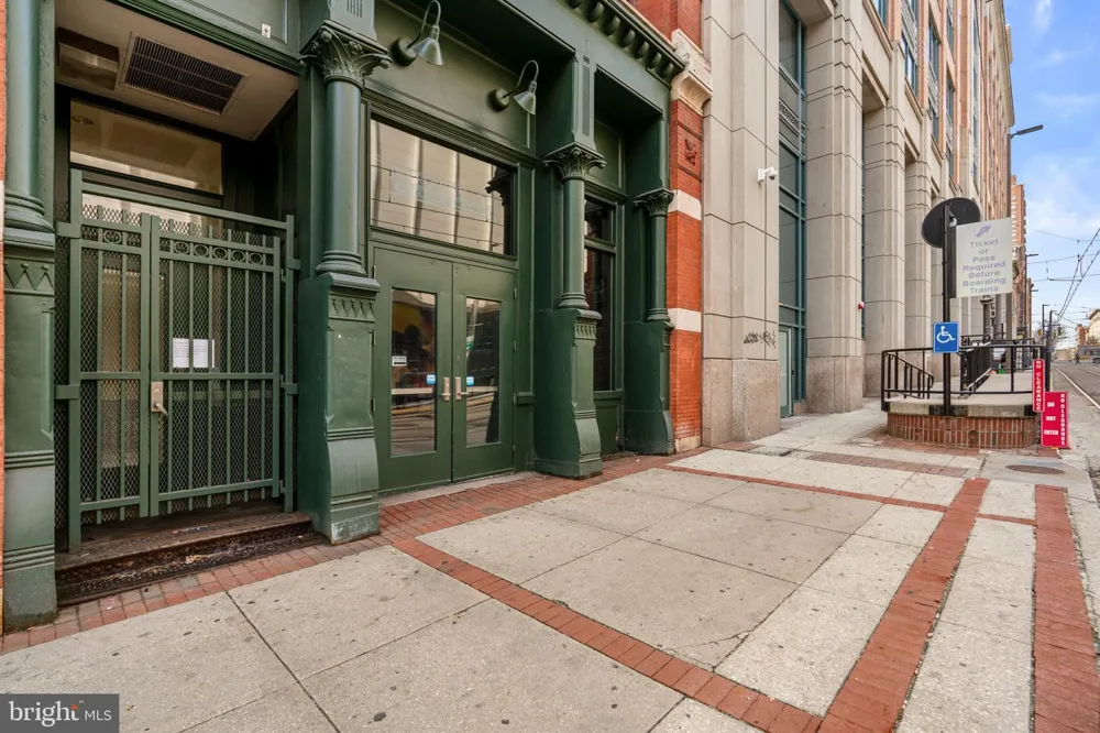 22 S HOWARD STREET #R-403 Baltimore, MD 21201
