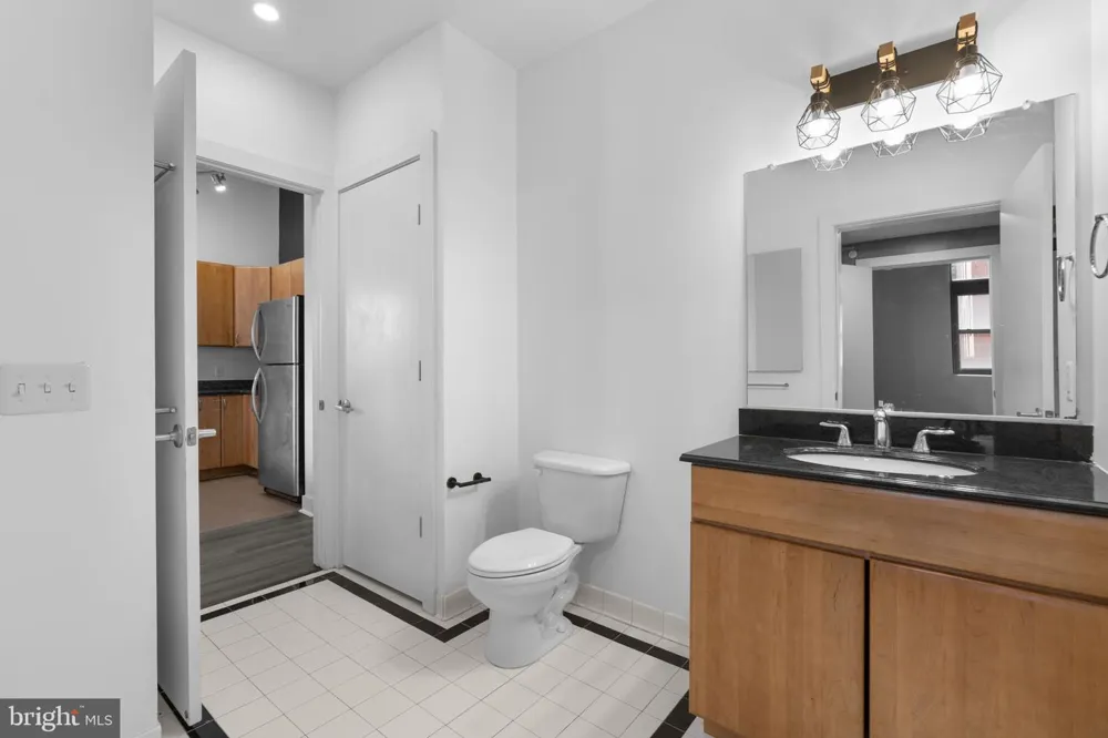 22 S HOWARD STREET #R-403 Baltimore, MD 21201