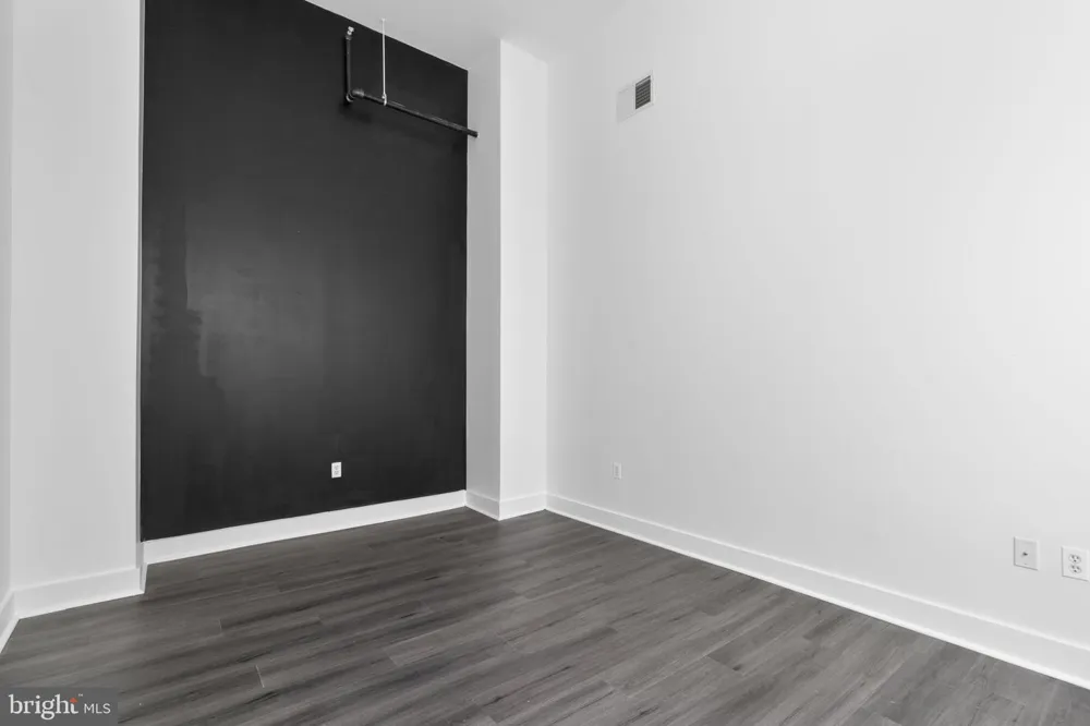 22 S HOWARD STREET #R-403 Baltimore, MD 21201