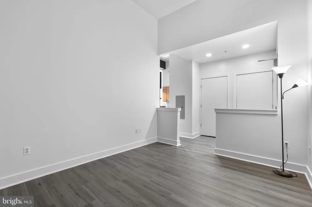 22 S HOWARD STREET #R-403 Baltimore, MD 21201