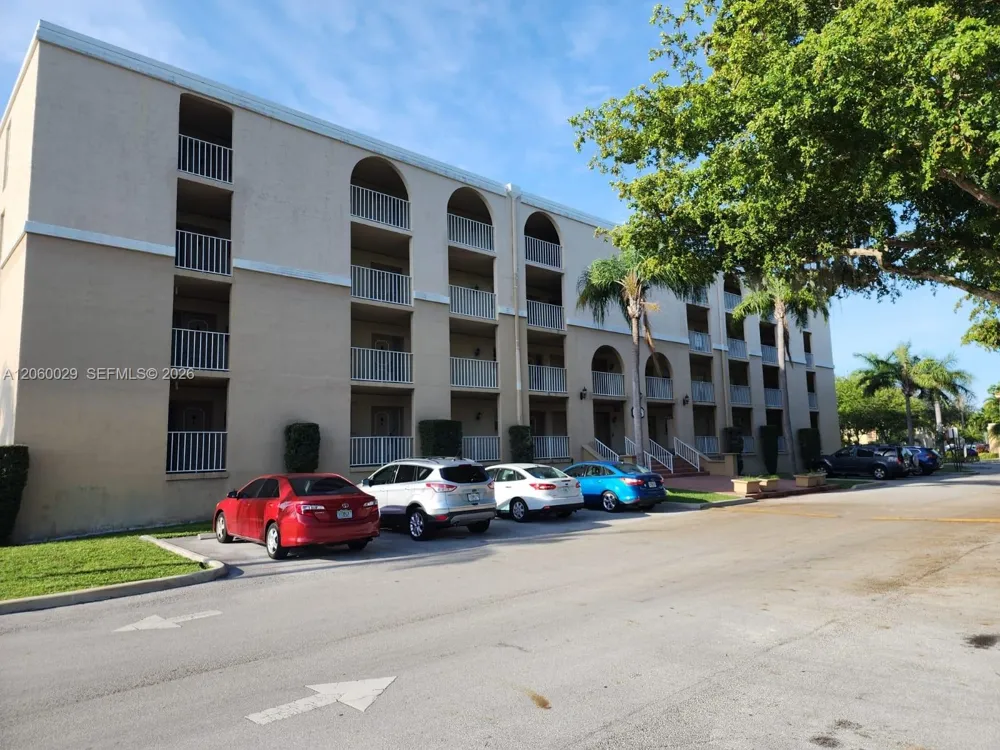 7981 S French Dr #2-202 Pembroke Pines, FL 33024