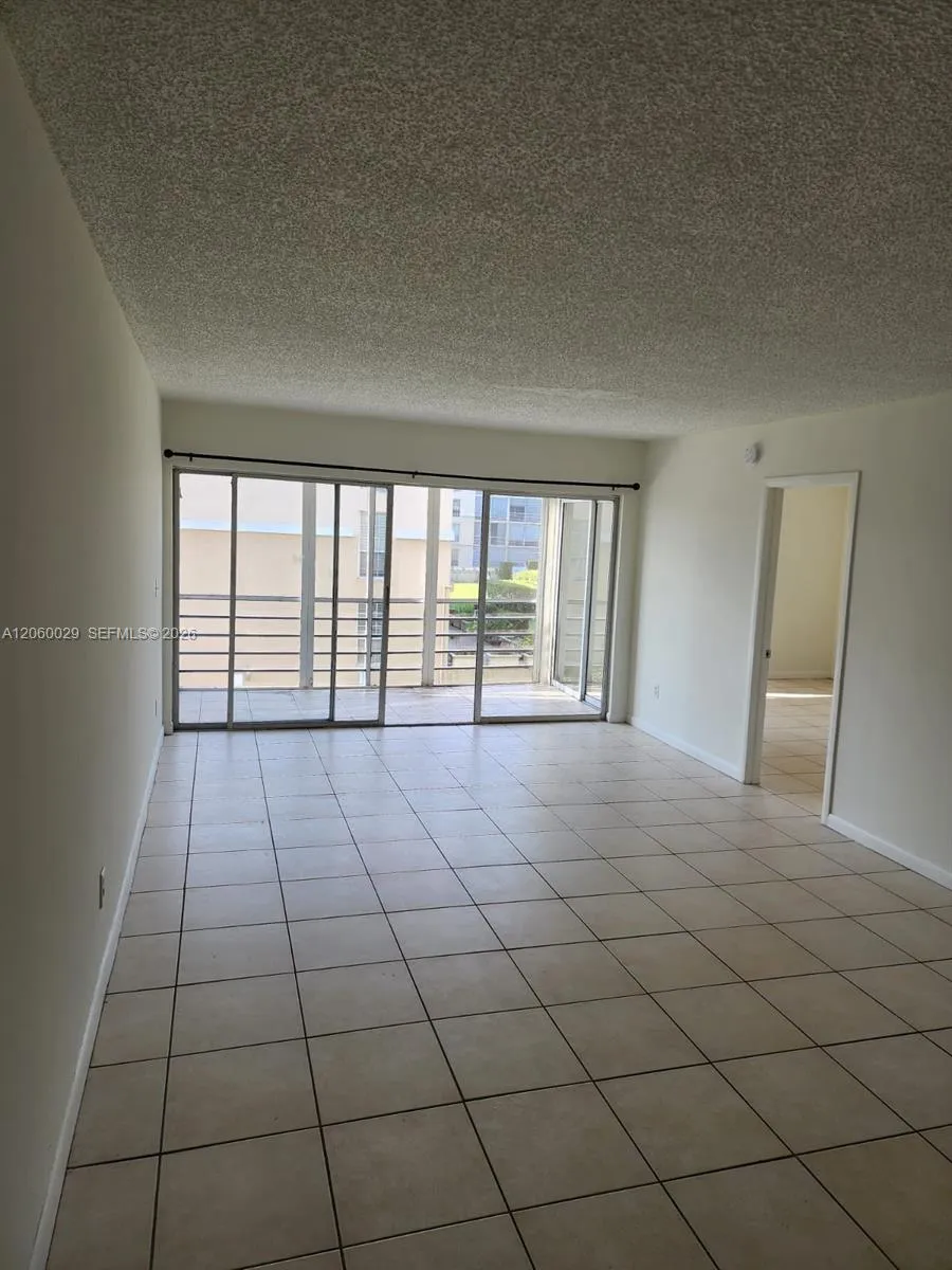 7981 S French Dr #2-202 Pembroke Pines, FL 33024