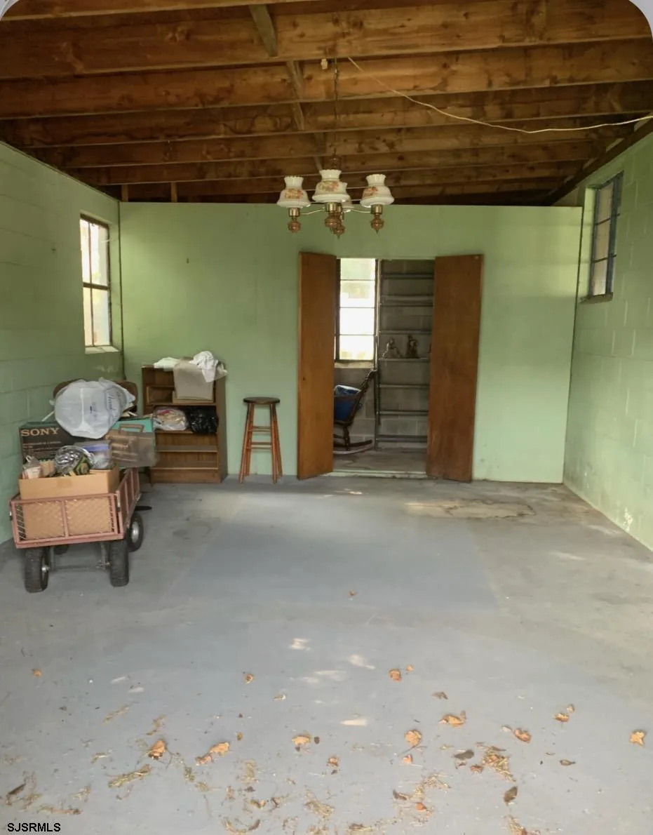 569 Kingman Ave Vineland, NJ 08360