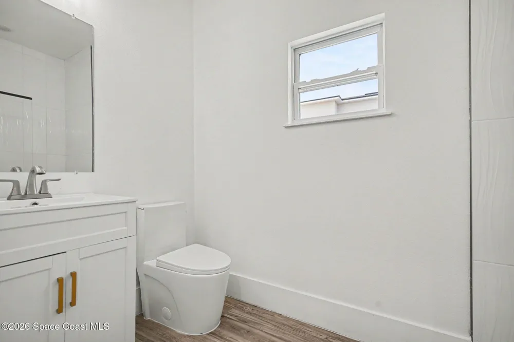 19 Travis Street #101 Cocoa, FL 32922