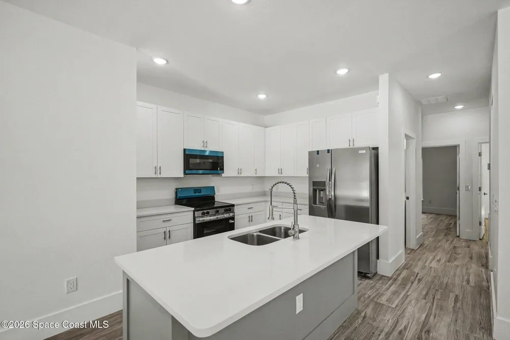 19 Travis Street #101 Cocoa, FL 32922