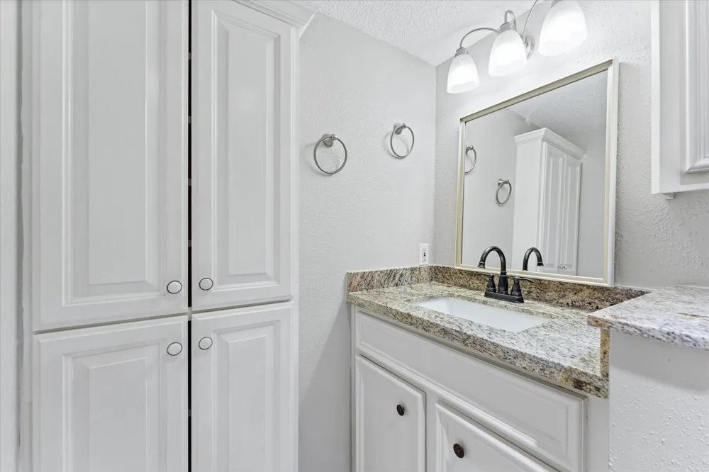12100 Melville Drive #409D Montgomery, TX 77356