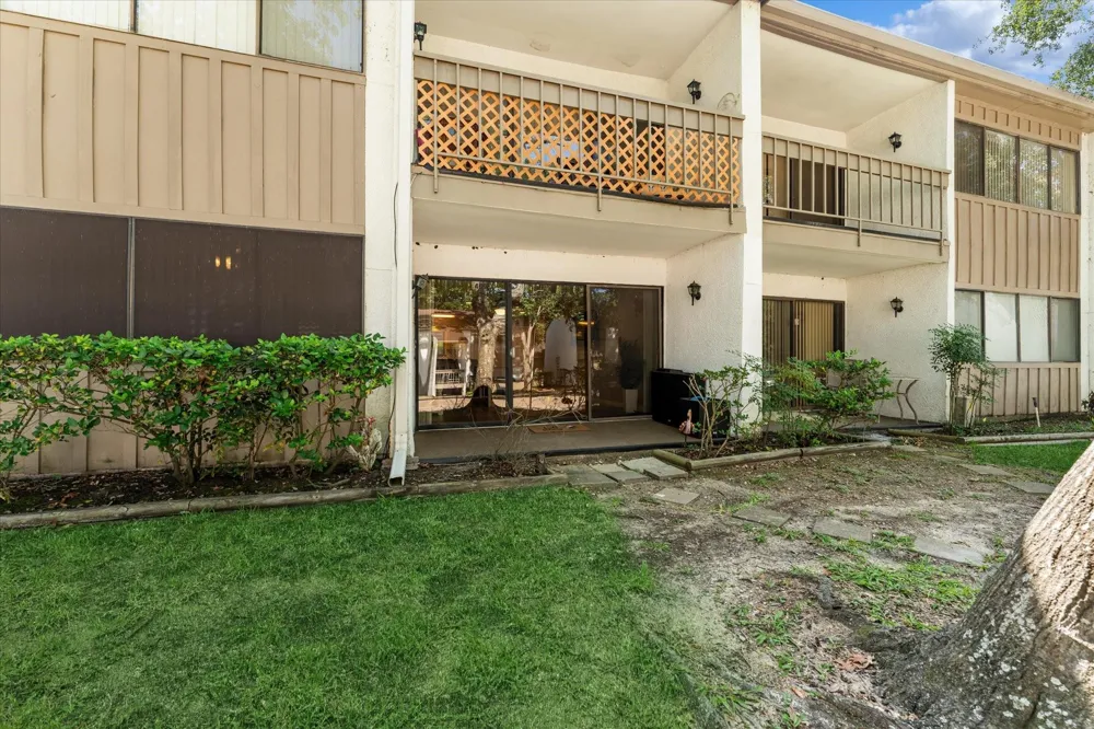 12100 Melville Drive #409D Montgomery, TX 77356