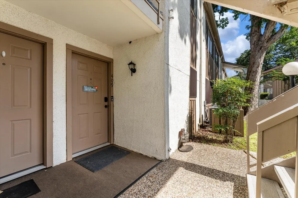 12100 Melville Drive #409D Montgomery, TX 77356
