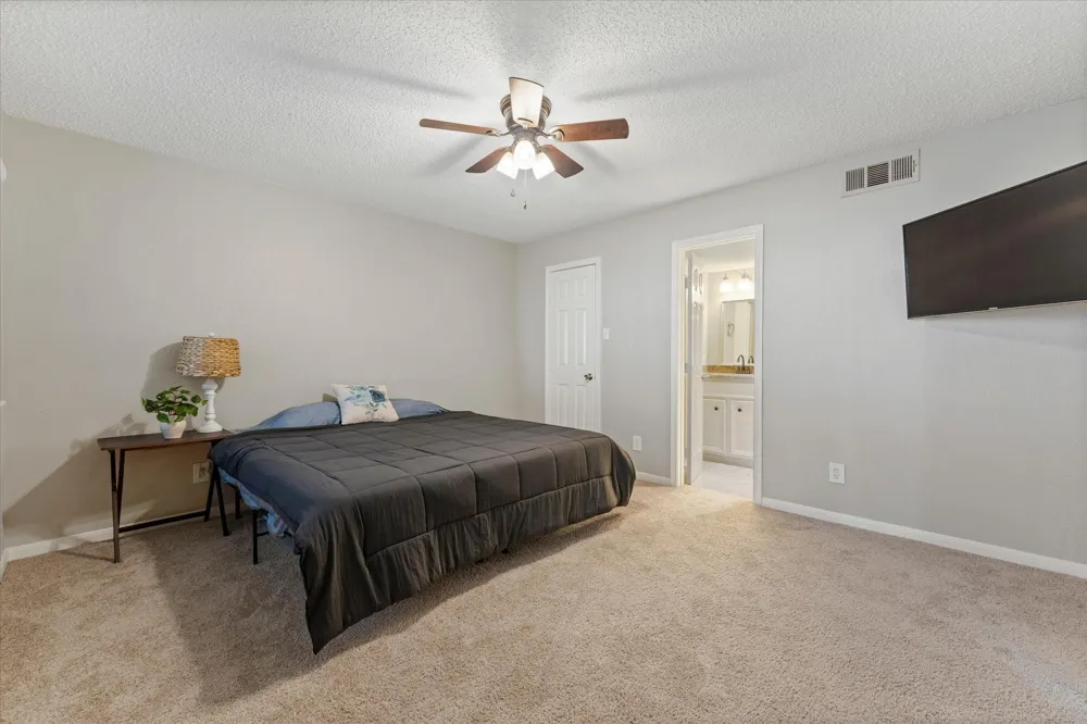 12100 Melville Drive #409D Montgomery, TX 77356
