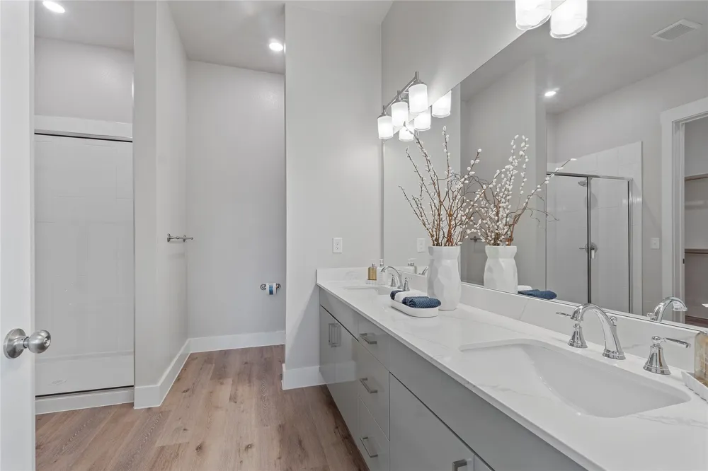 1409 Imperial McKinney, TX 75071