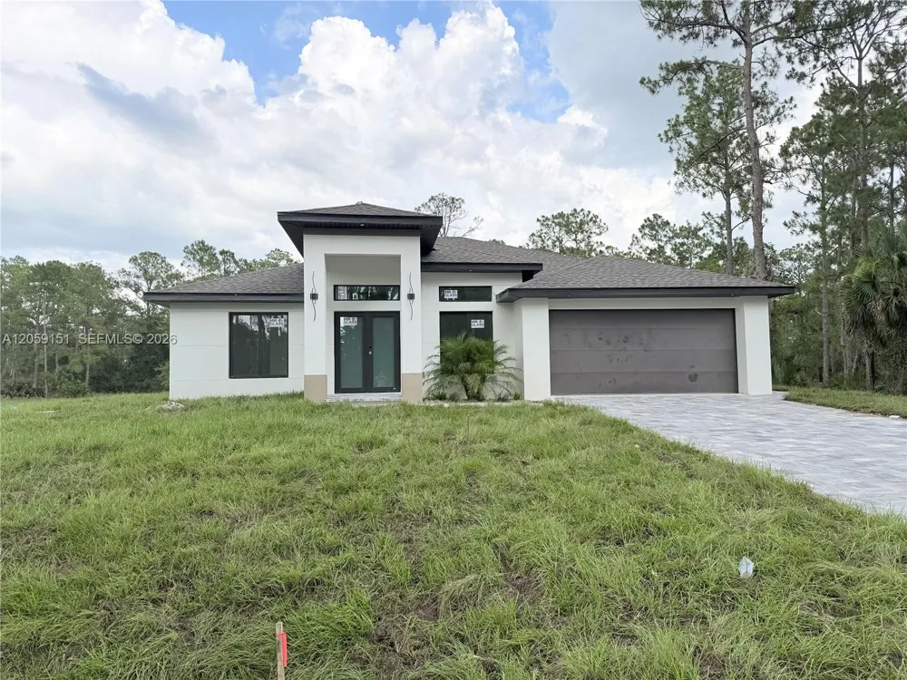 1216 James Ave Lehigh Acres, FL 33972