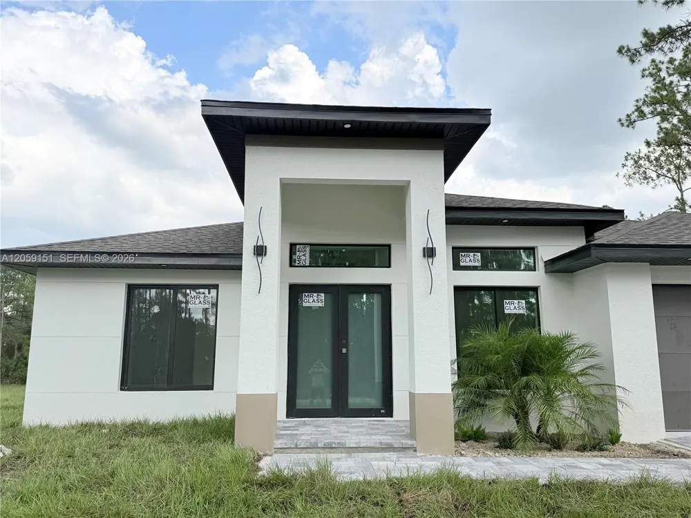 1216 James Ave Lehigh Acres, FL 33972