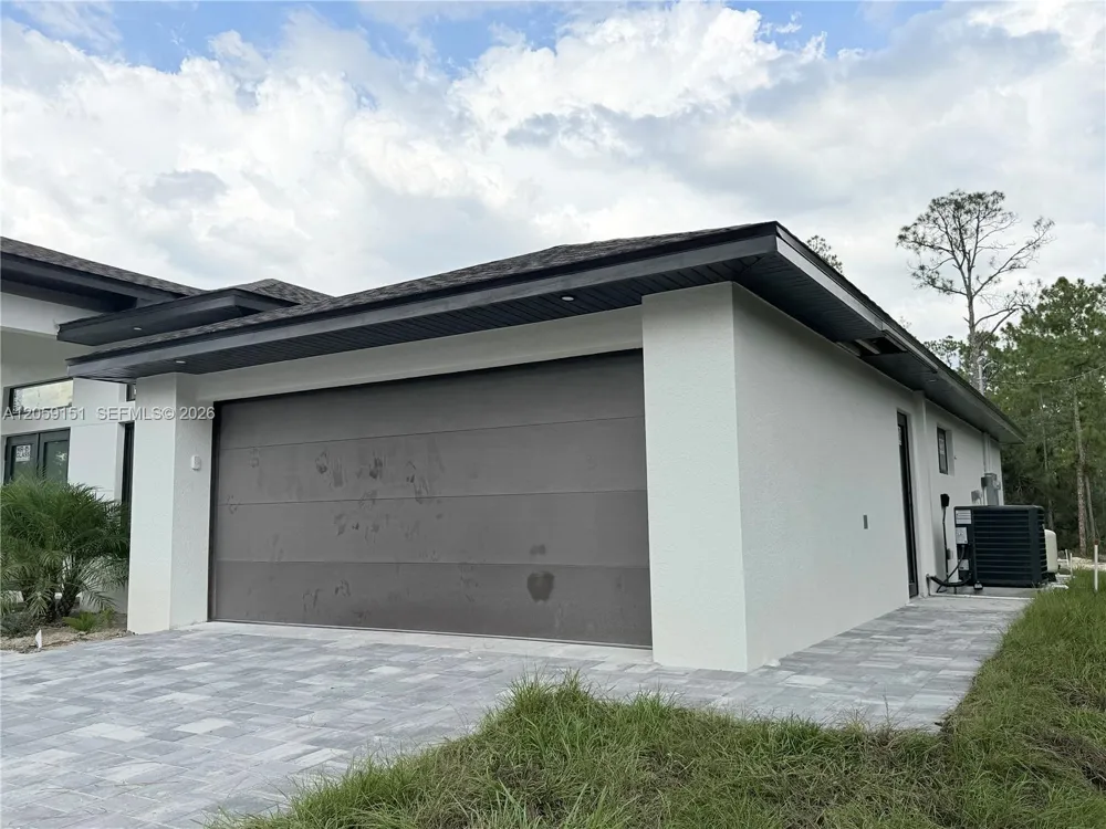 1216 James Ave Lehigh Acres, FL 33972