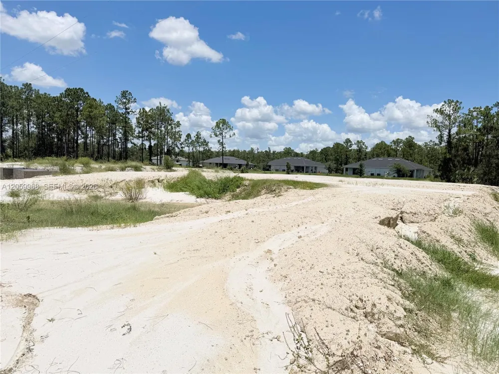 1942 Victor Ln Lehigh Acres, FL 33972