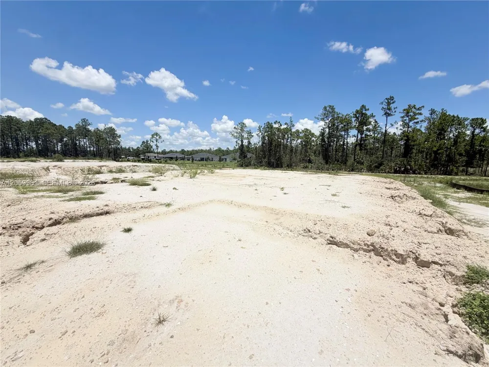 1938 Victor Ln Lehigh Acres, FL 33972