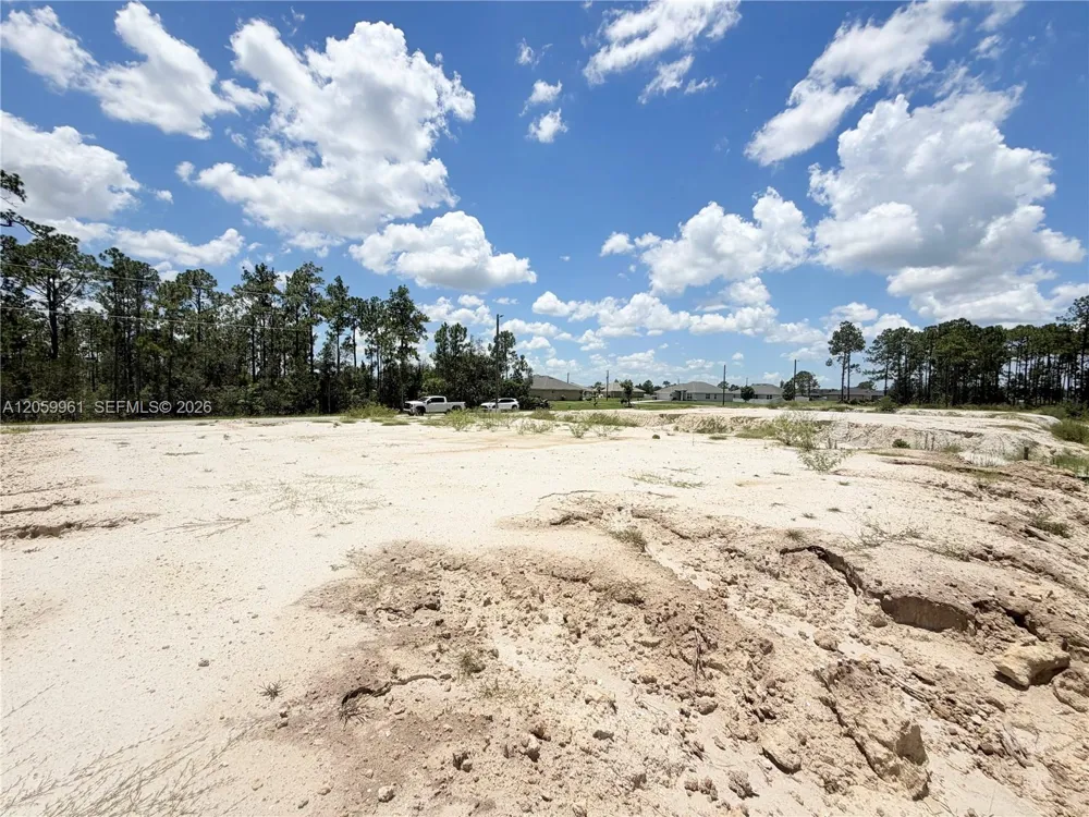 1938 Victor Ln Lehigh Acres, FL 33972