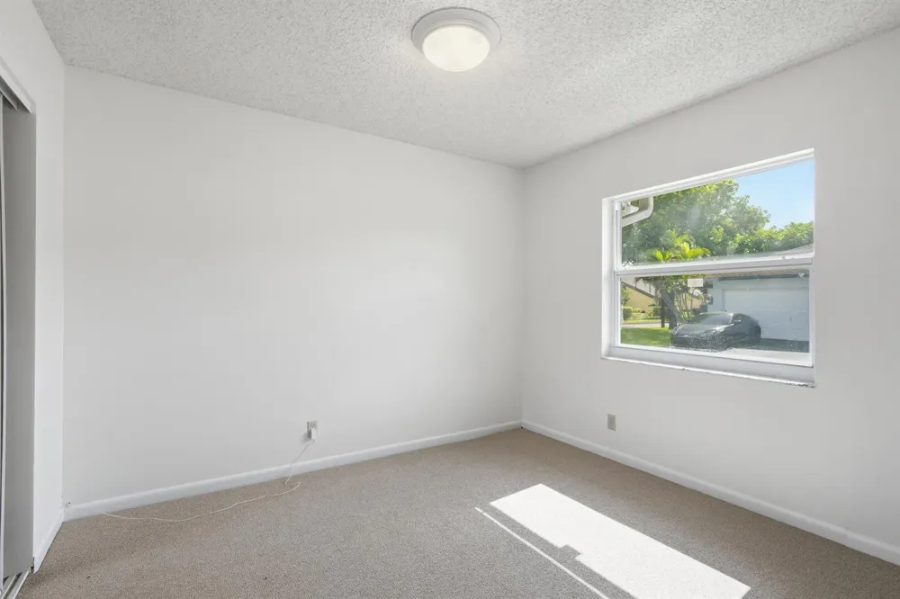 8300 SW 41ST STREET Davie, FL 33328
