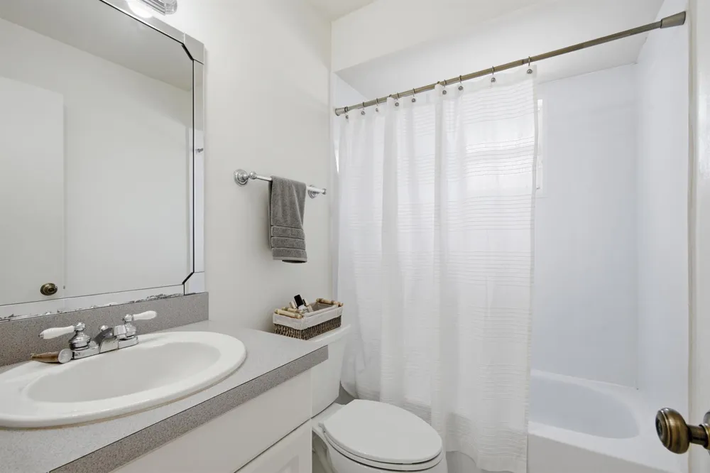 8300 SW 41ST STREET Davie, FL 33328