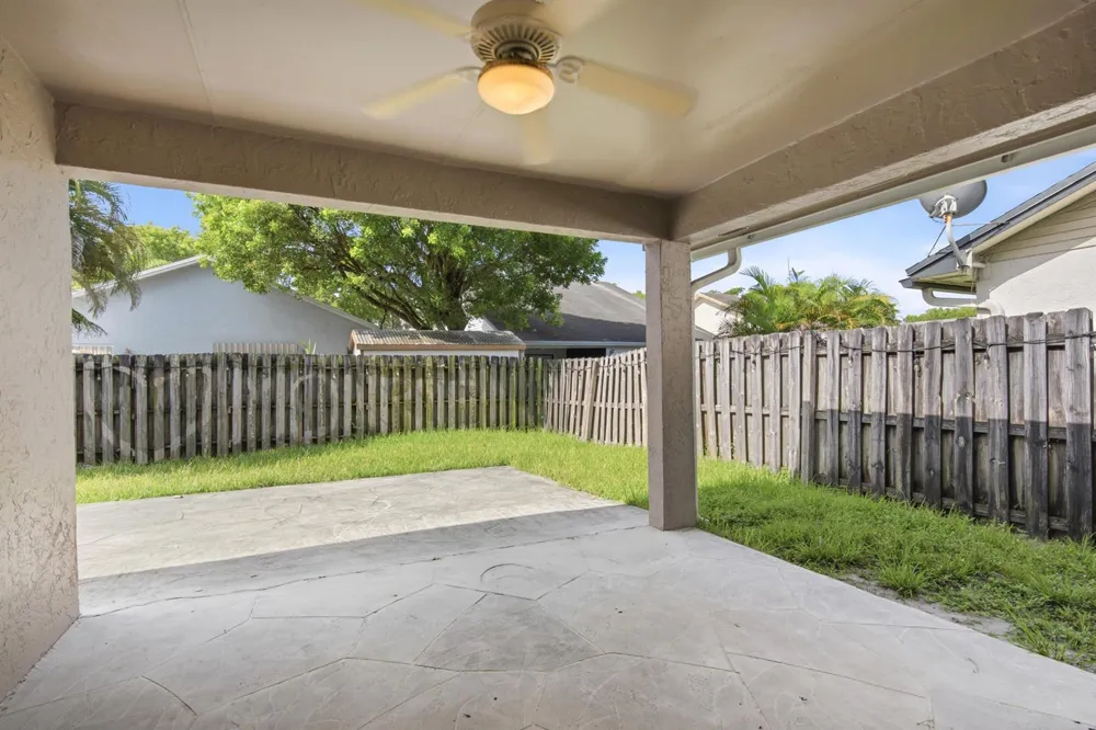 8300 SW 41ST STREET Davie, FL 33328