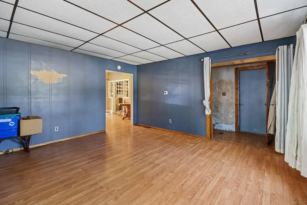 263 10th Street Manistee, MI 49660