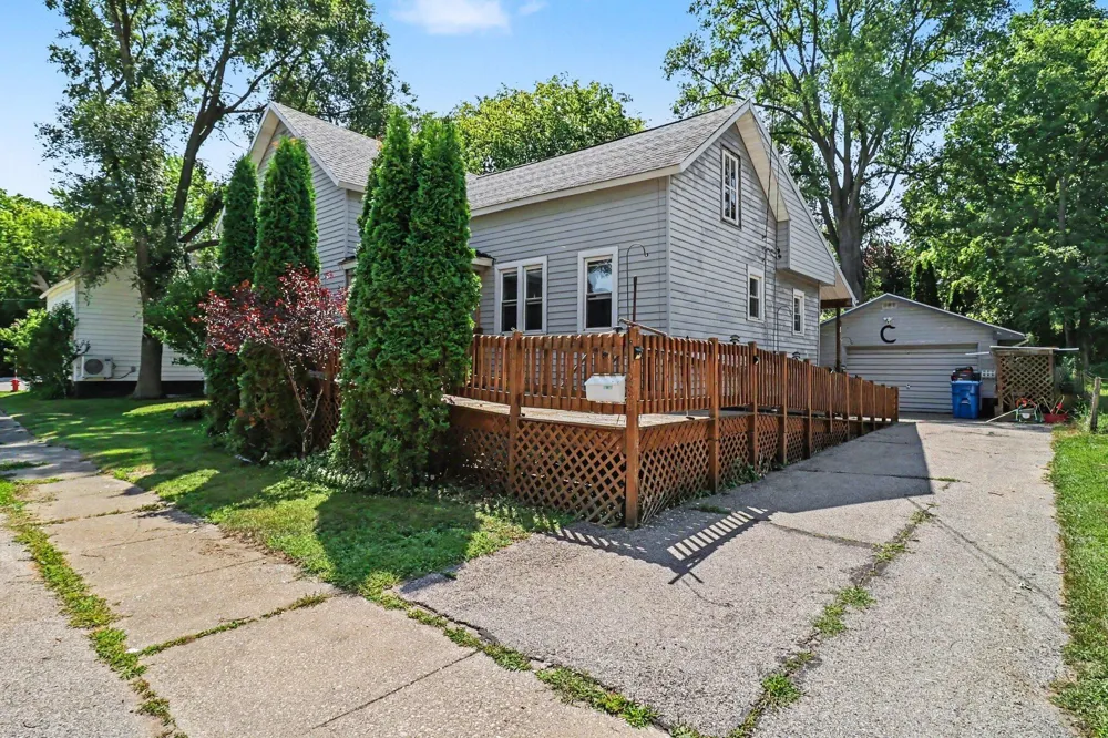 263 10th Street Manistee, MI 49660