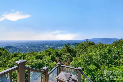 370 Mountain Side Drive