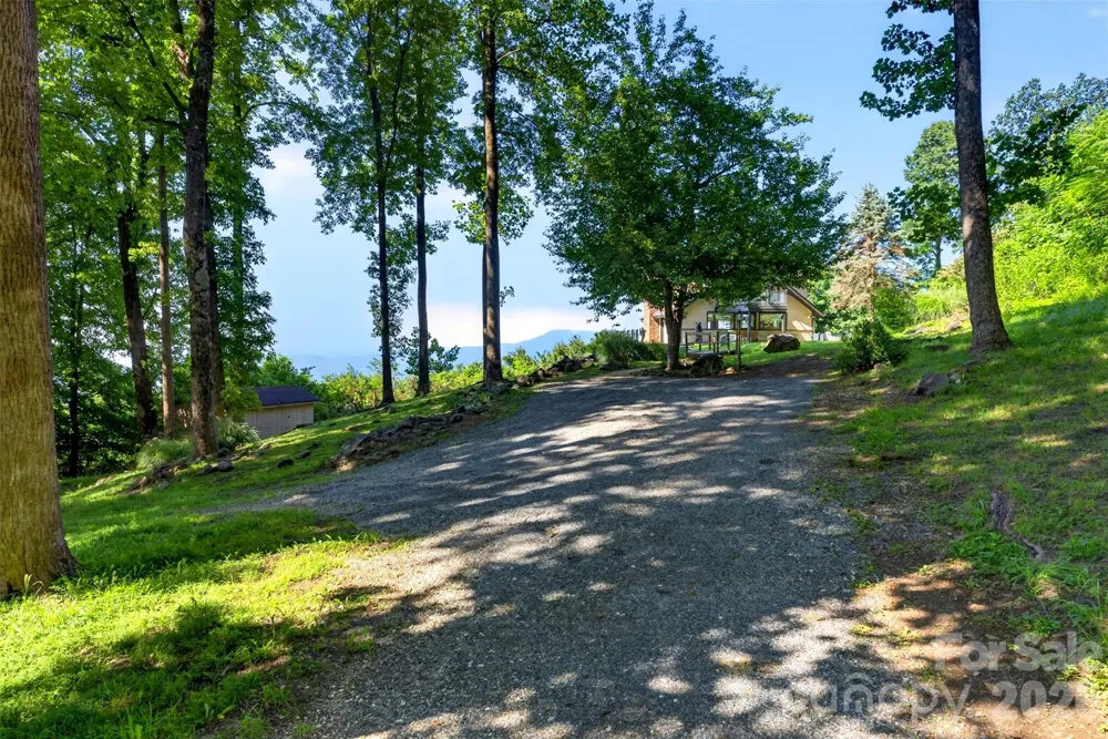 370 Mountain Side Drive Columbus, NC 28722