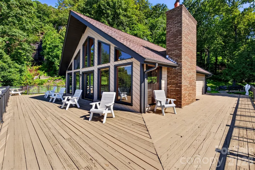 370 Mountain Side Drive Columbus, NC 28722