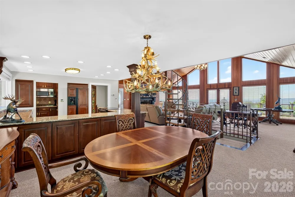 370 Mountain Side Drive Columbus, NC 28722