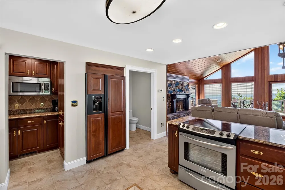 370 Mountain Side Drive Columbus, NC 28722