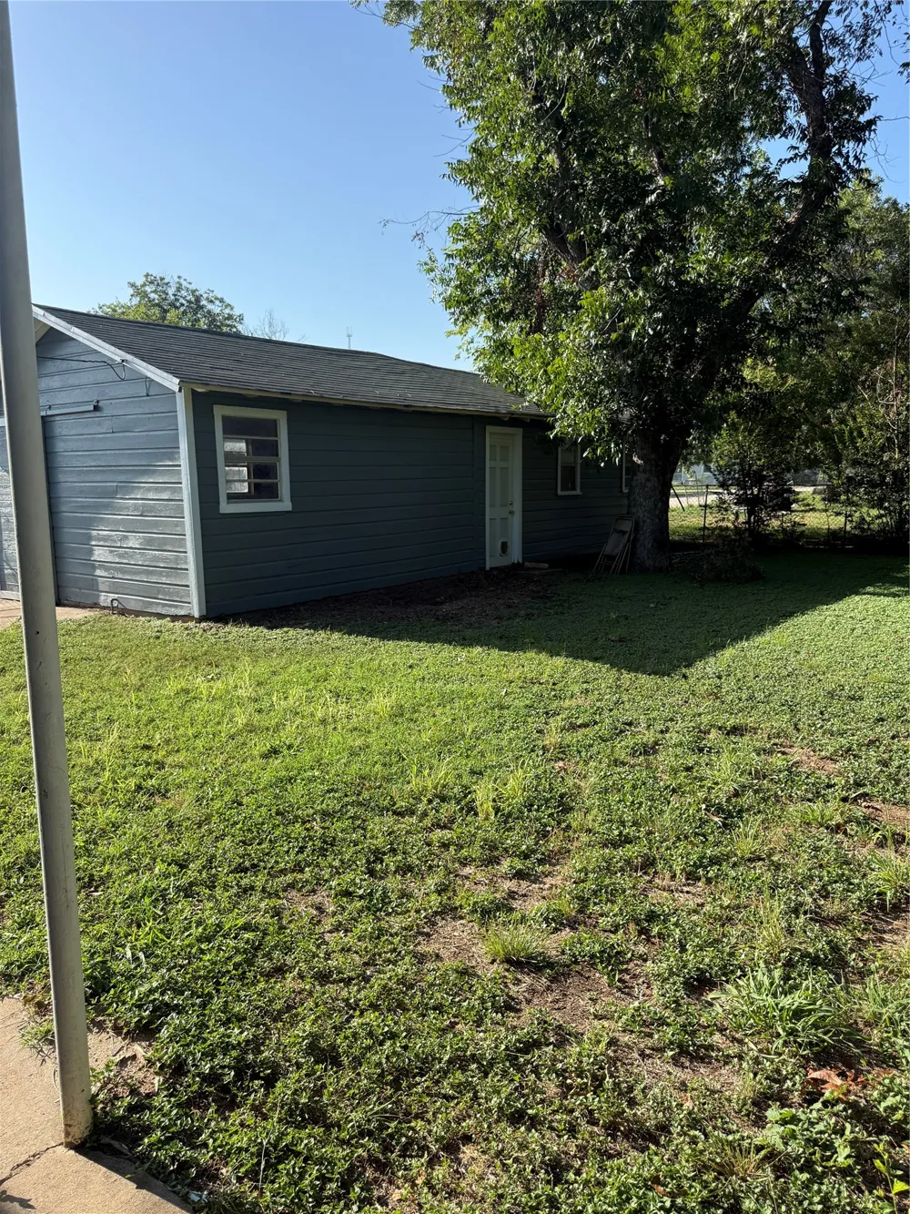 501 Needham Coleman, TX 76834