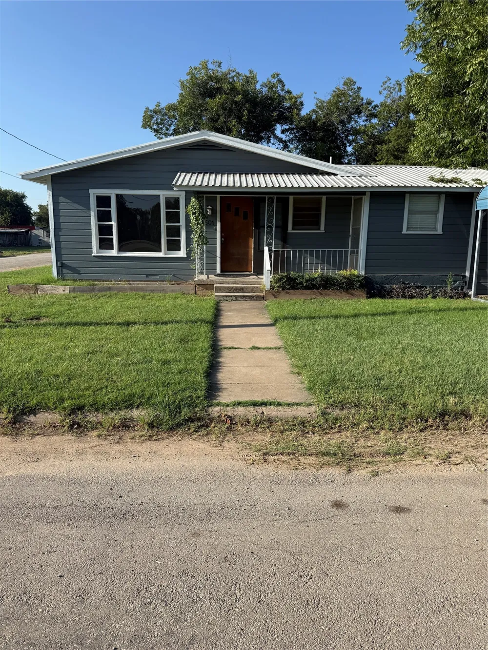 501 Needham Coleman, TX 76834