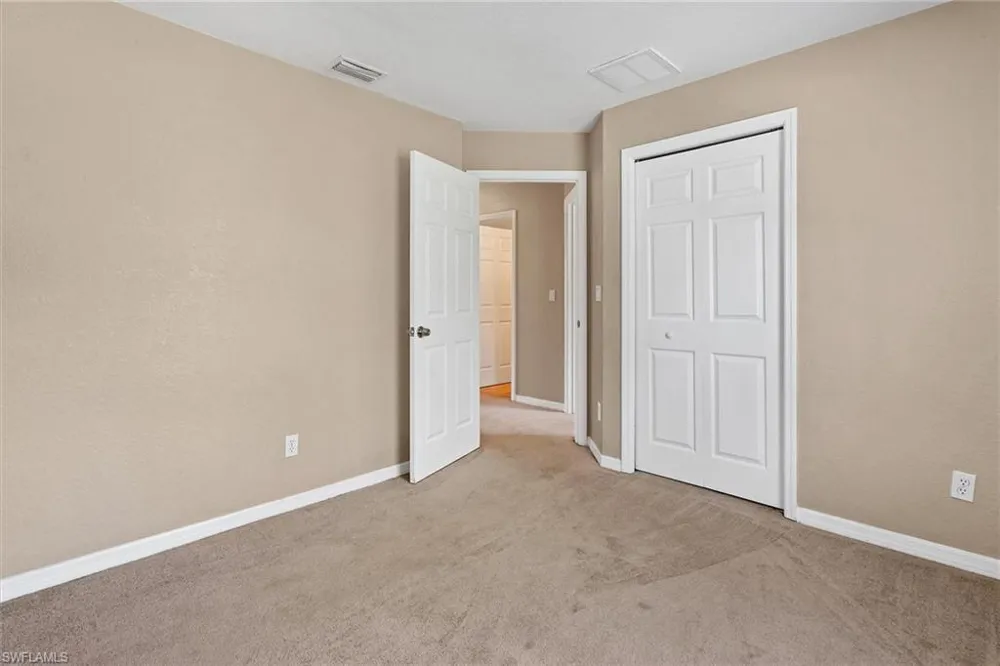 5257 Leeds Road Fort Myers, FL 33907