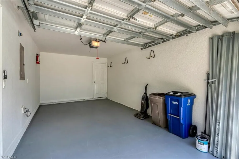 5257 Leeds Road Fort Myers, FL 33907