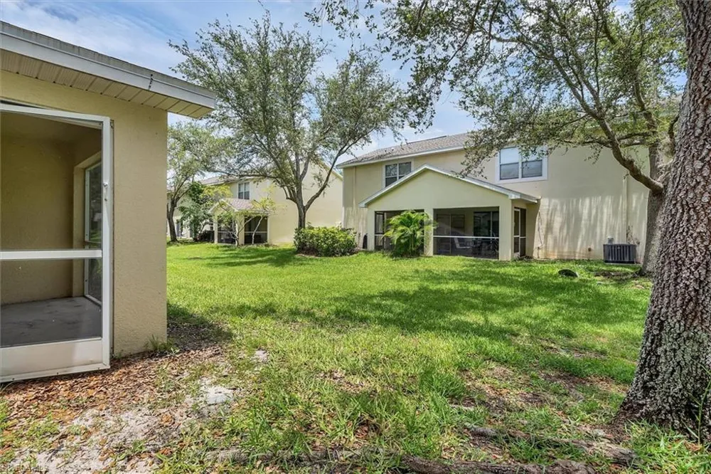 5257 Leeds Road Fort Myers, FL 33907